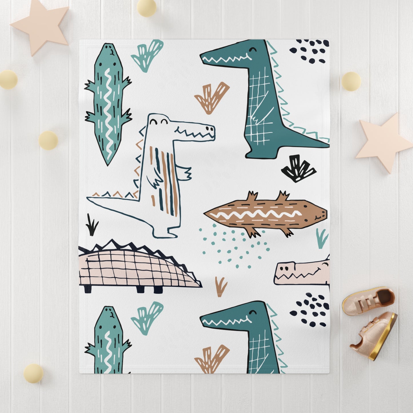 Cozy Dinosaur Soft Fleece Baby Blanket - Cute & Playful Nursery Décor
