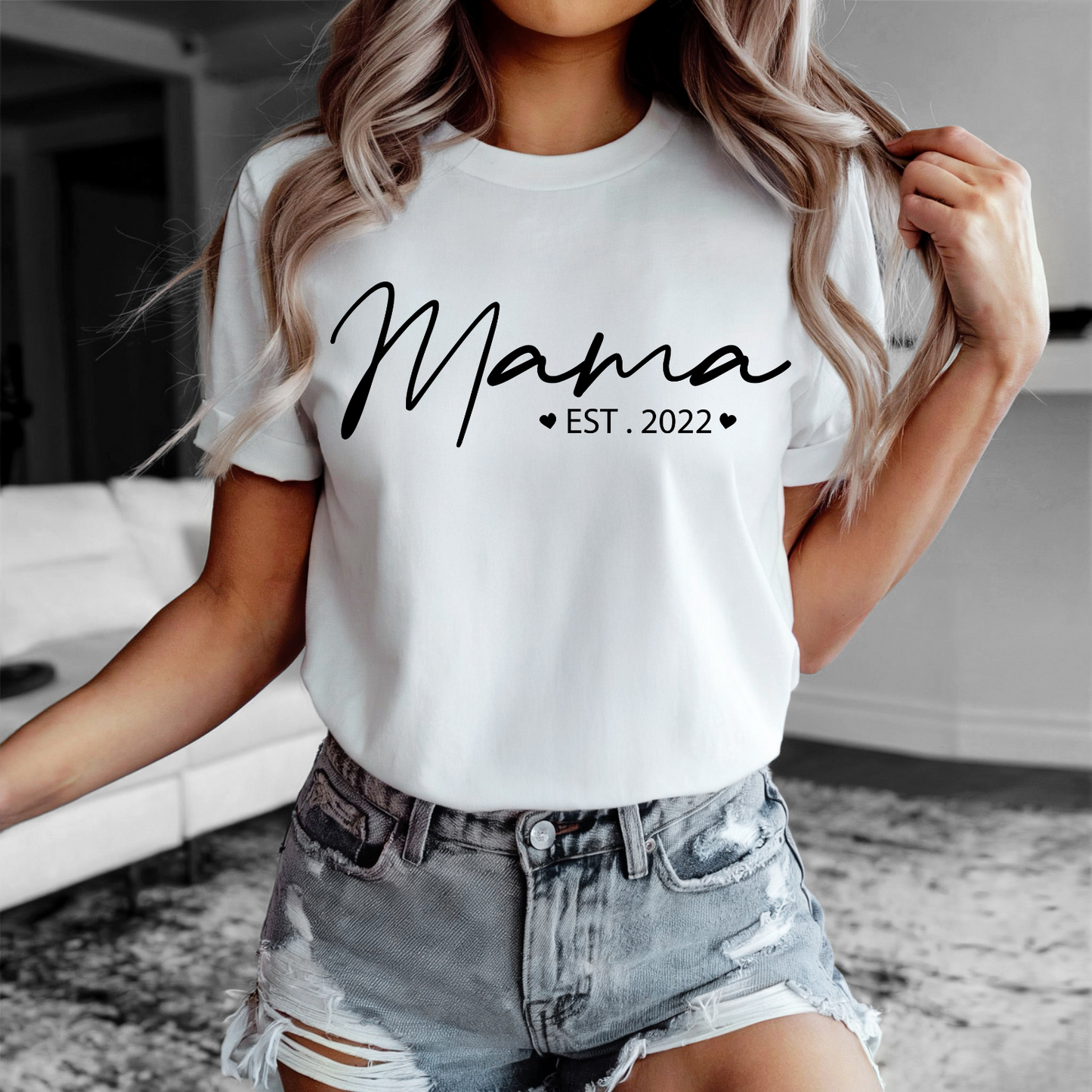 Mama Est. 2022 T-Shirt | Perfect Mother's Day Gift for Mama | Cute & Comfy Tee